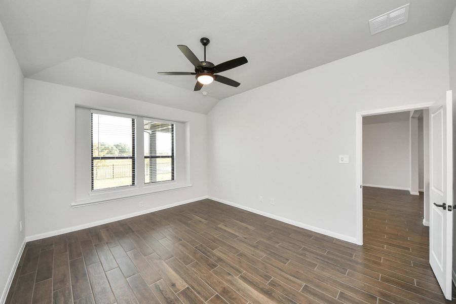 Spacious, unfurnished interior of a new home in Arabella on the Prairie: Premier Collection, Richmond (Image 22). Spacious, unfurnished interior of a new home in Arabella on the Prairie: Premier Collection, Richmond (Image 22).