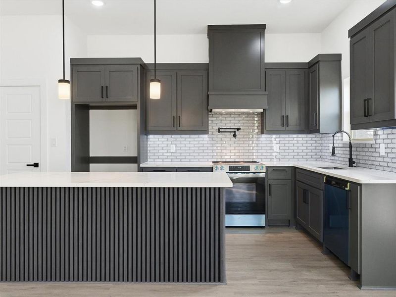 Furnished interior view inside a new home in , West Tawakoni (Image 6).