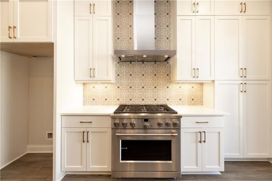 Upgraded GE appliances; kitchen comes with GE Profile, but you can still select to upgrade to Cafe Series. *Image is of previously built home* Upgraded GE appliances; kitchen comes with GE Profile, but you can still select to upgrade to Cafe Series. *Image is of previously built home*