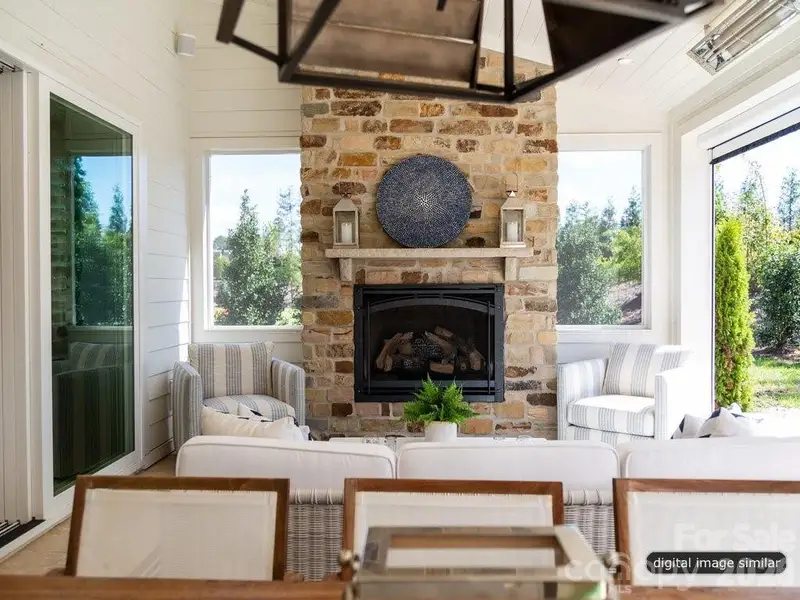 Image 20 of a home in .