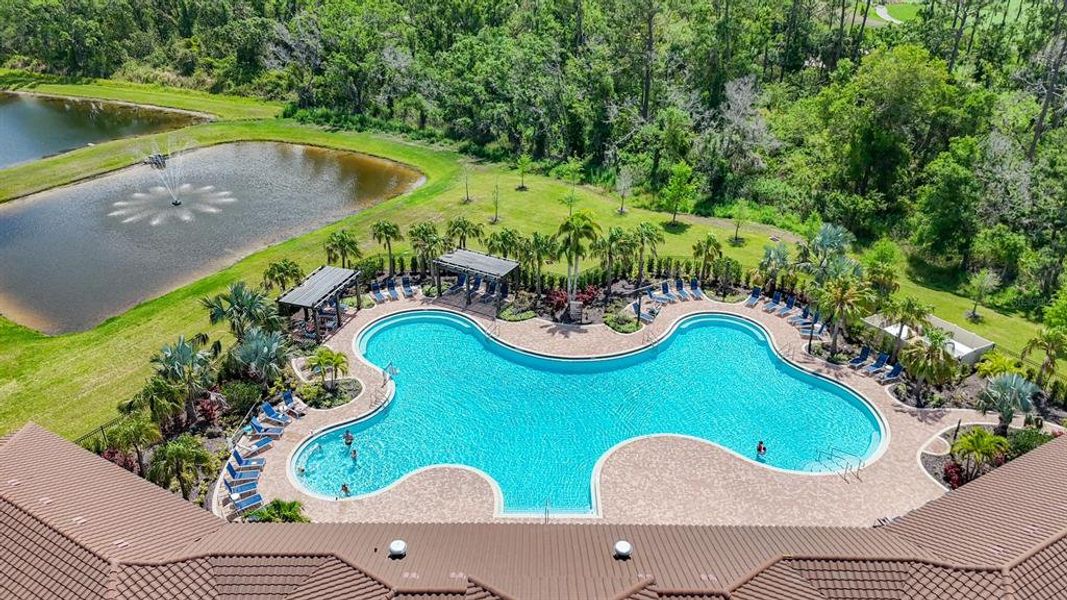 Image 20 of a home in Solera at Lakewood Ranch.