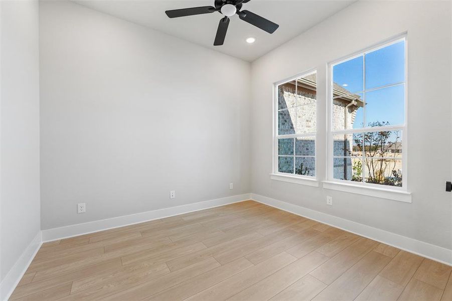 Spacious, unfurnished interior of a new home in Creekview Addition, Van Alstyne (Image 33).