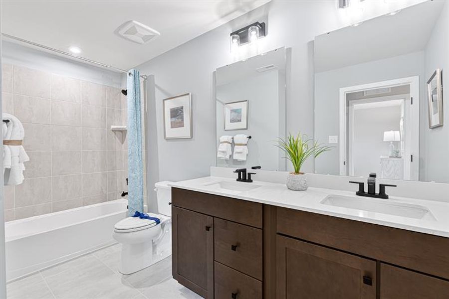 Representative furnished interior of a home built from the Anderson by Ryan Homes in Canterbrook Farms, Fountain Inn (Image 39).