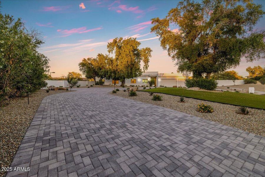 085-IMG_7057_v2 085-IMG_7057_v2