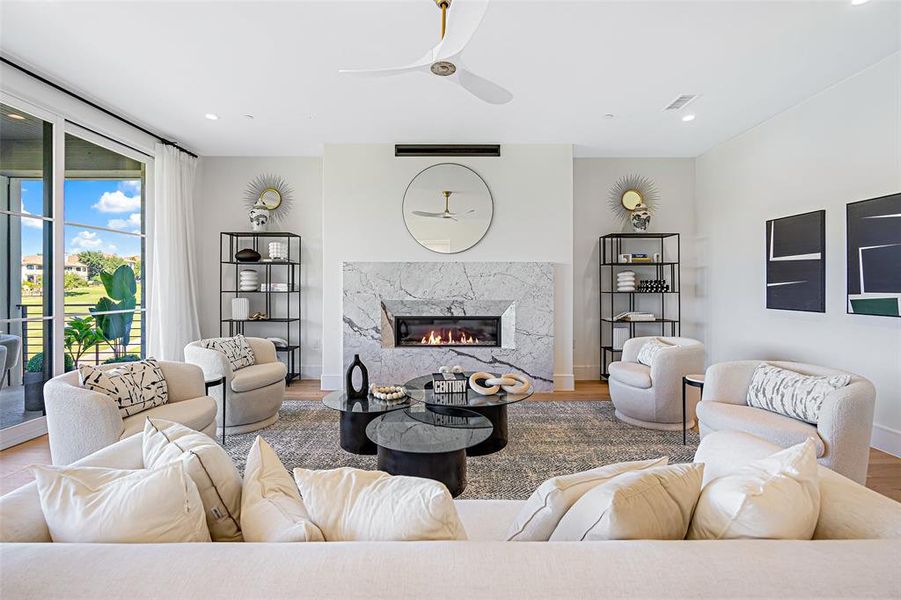 (Photo of model showroom) (Photo of model showroom)