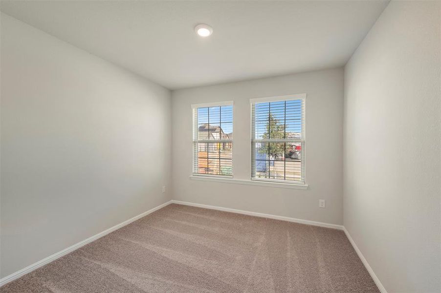 Spacious, unfurnished interior of a new home in Forest Park, Princeton (Image 37).