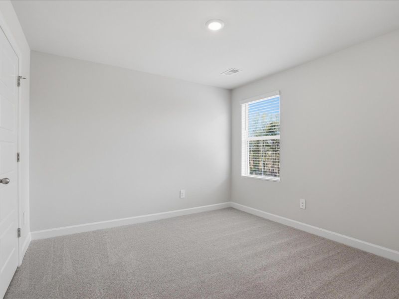 Spacious, unfurnished interior of a new home in Collier Ridge, Moore (Image 19).