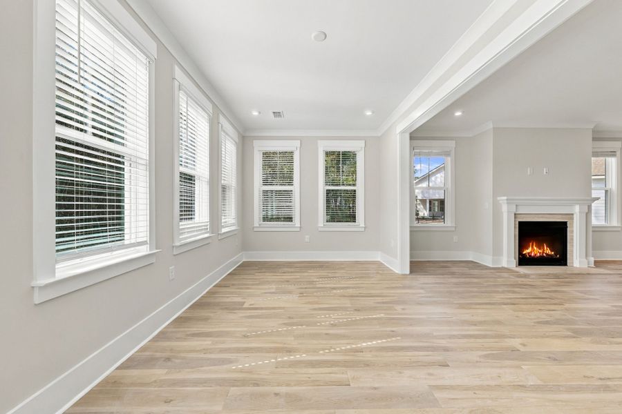 Representative unfurnished interior of a home built from the Laurel by Pulte Homes in SayeBrook, Myrtle Beach (Image 31).