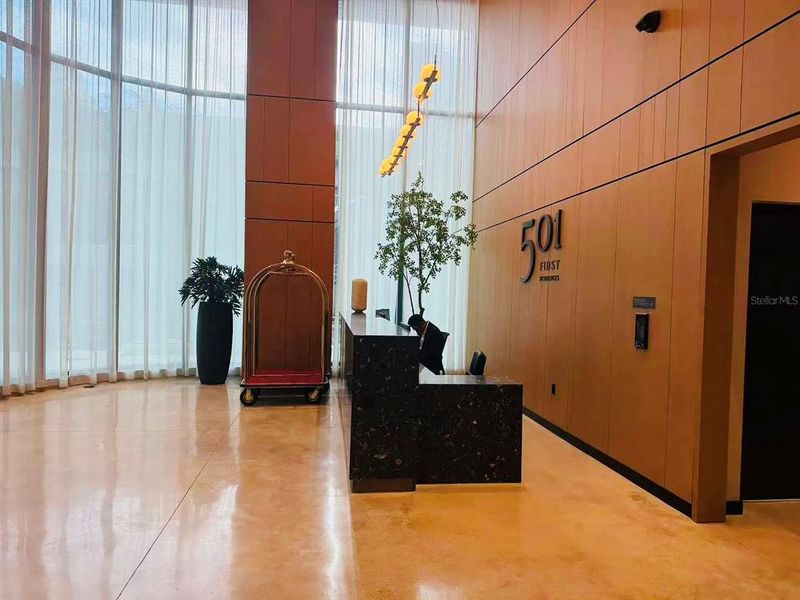 Community amenities in , Miami (Image 9).