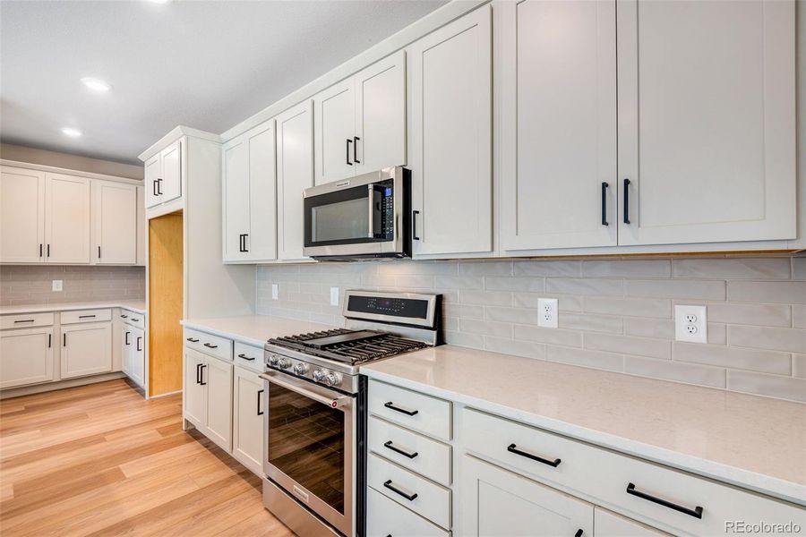 Furnished interior view inside a new home in Wild Oak at The Canyons, Castle Pines (Image 12). Furnished interior view inside a new home in Wild Oak at The Canyons, Castle Pines (Image 12).