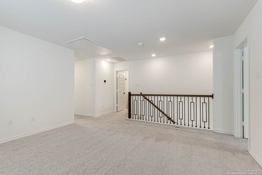 Spacious, unfurnished interior of a new home in , San Antonio (Image 36). Spacious, unfurnished interior of a new home in , San Antonio (Image 36).