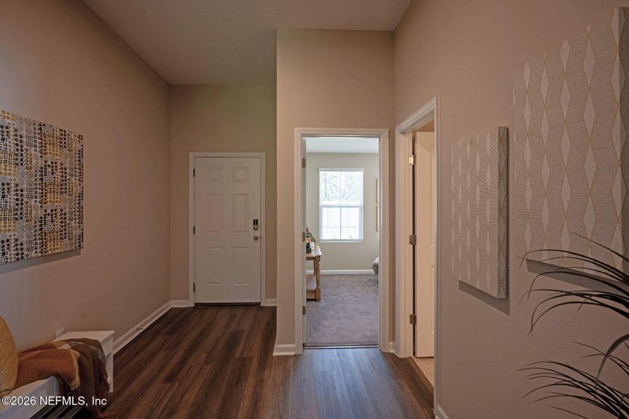 Spacious, unfurnished interior of a new home in Edinburgh Village, Jacksonville (Image 64).