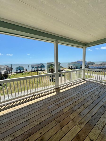 Exterior details and patio area of a home in , Freeport (Image 14).