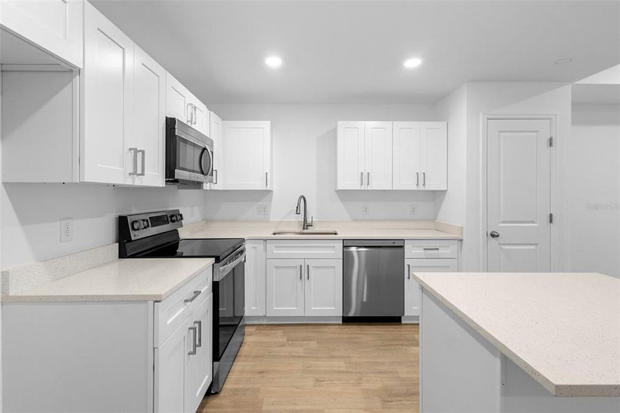 Furnished interior view inside a new home in , Eustis (Image 11).