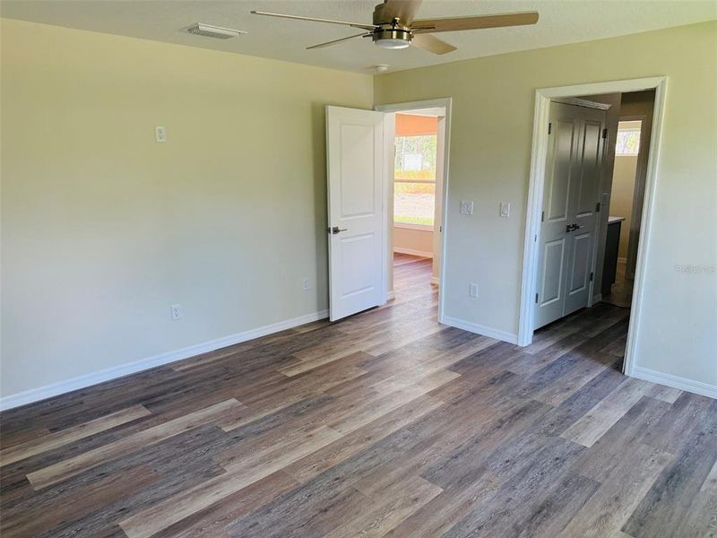 Spacious, unfurnished interior of a new home in , Weeki Wachee (Image 19). Spacious, unfurnished interior of a new home in , Weeki Wachee (Image 19).