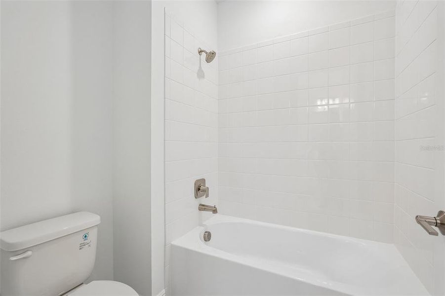 Image 40 of a home in Hawkstone.