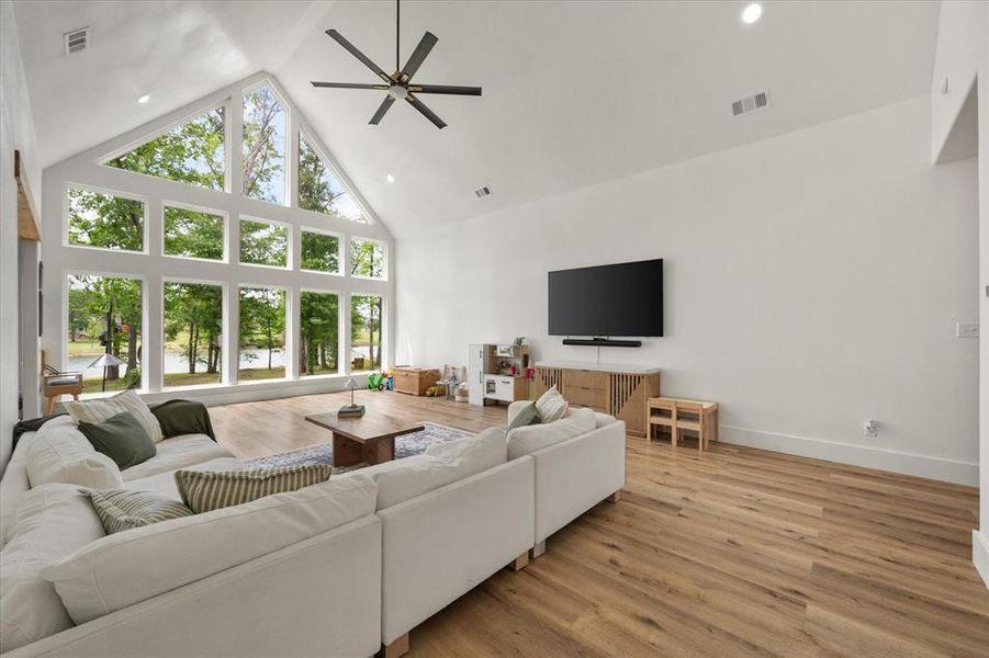 Furnished interior view inside a new home in , Corsicana (Image 5). Furnished interior view inside a new home in , Corsicana (Image 5).