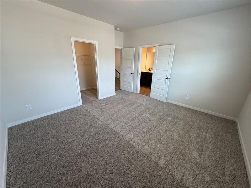 Spacious, unfurnished interior of a new home in Pinecrest Ridge, Dacula (Image 36).