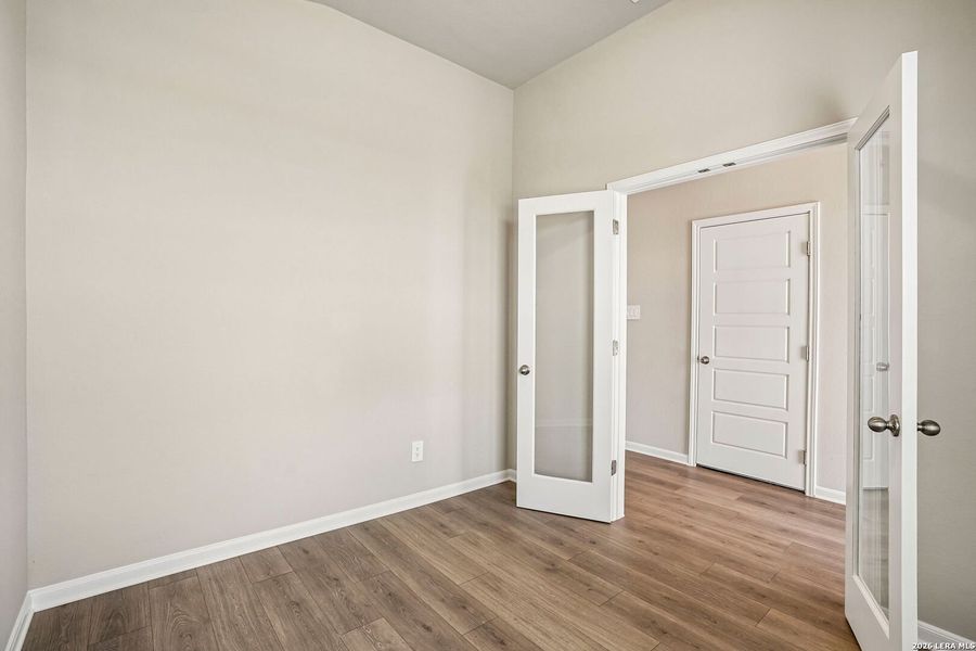 Spacious, unfurnished interior of a new home in Sagebrooke - Premier Series, San Antonio (Image 40).