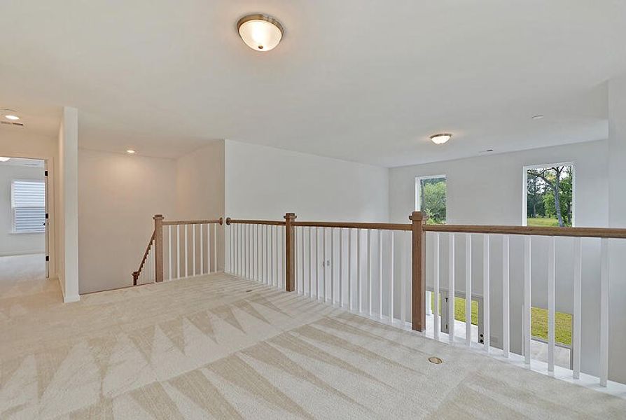 Spacious, unfurnished interior of a new home in , Ravenel (Image 14).