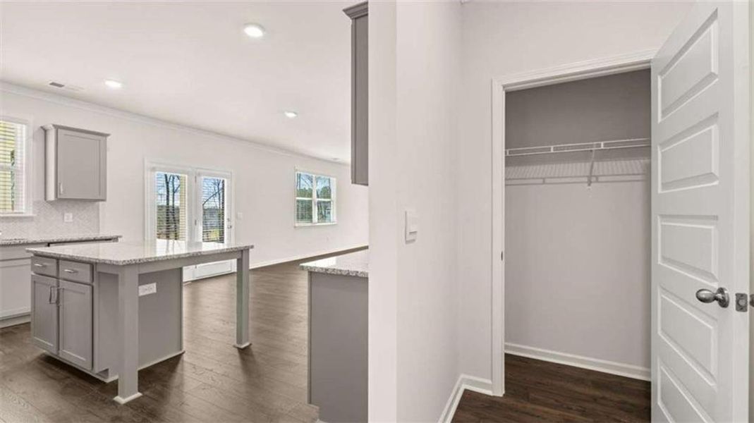 Image 41 of a home in .