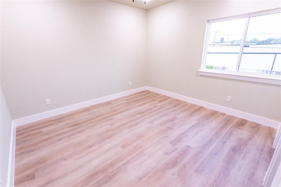 Spacious, unfurnished interior of a new home in , Fort Worth (Image 36).