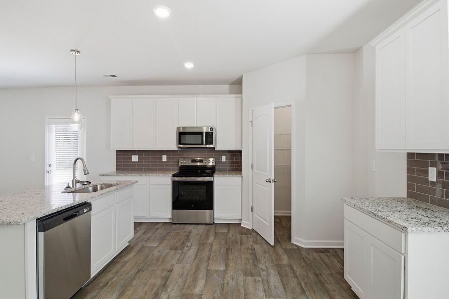 New Home in Perry, GA.  - Slide 8