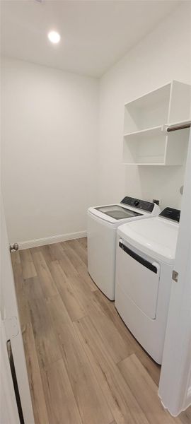 Furnished interior view inside a new home in The Highlands: Pinnacle Collection, Porter Heights (Image 17). Furnished interior view inside a new home in The Highlands: Pinnacle Collection, Porter Heights (Image 17).