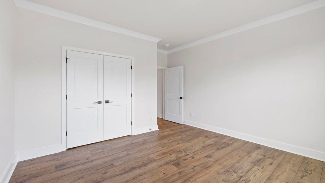 Representative unfurnished interior of a home built from the Robinson by D.R. Horton in Cottonwood Ridge, Piedmont (Image 30).