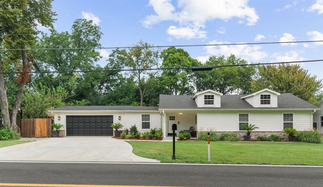 Front exterior of a new home in , Pilot Point, TX, highlighting curb appeal (Image 1). Front exterior of a new home in , Pilot Point, TX, highlighting curb appeal (Image 1).