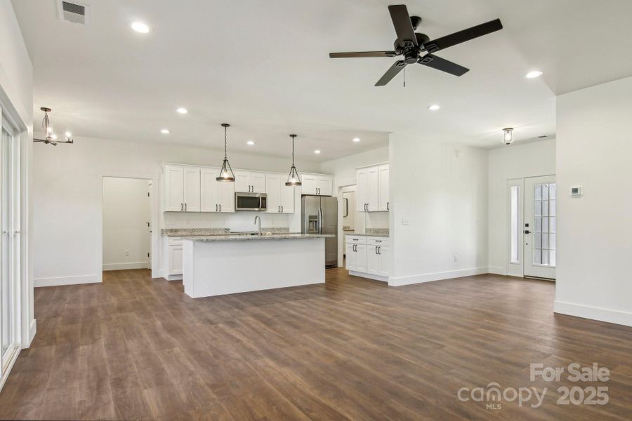 Spacious, unfurnished interior of a new home in , Hendersonville (Image 26).