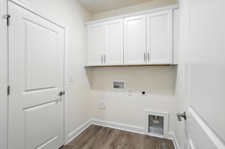 Furnished interior view inside a new home in Heritage - 55+ Community, Wesley Chapel (Image 12).