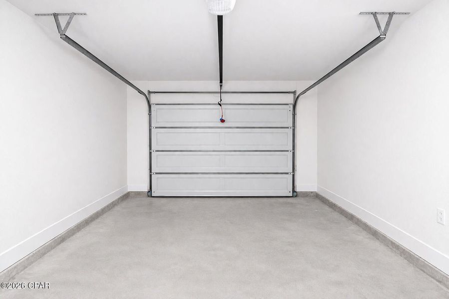 Spacious, unfurnished interior of a new home in Fox Glenn, Panama City (Image 20).