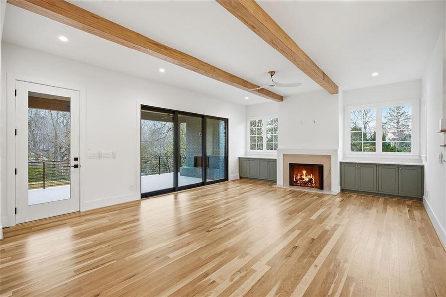 Spacious, unfurnished interior of a new home in , Atlanta (Image 40).