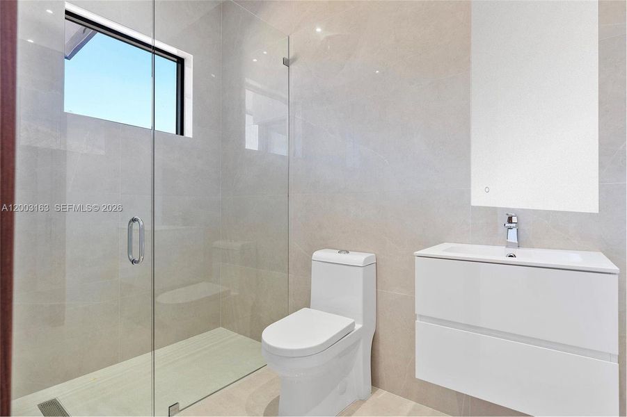 Furnished interior view inside a new home in , Key Biscayne (Image 10).