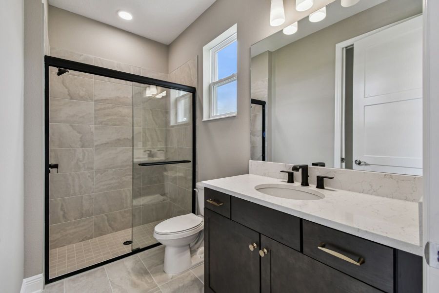 Owner's Bathroom Owner's Bathroom