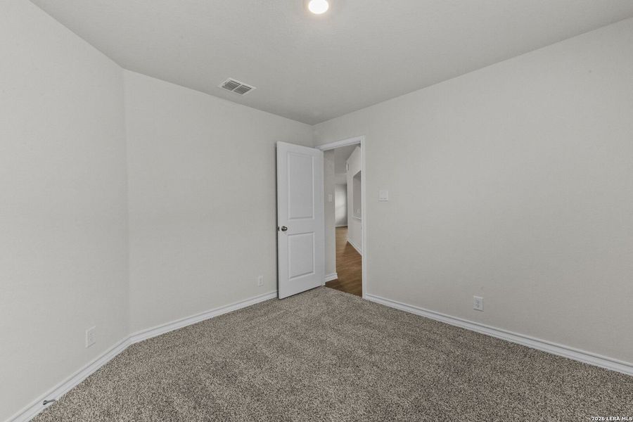 Spacious, unfurnished interior of a new home in Riverstone at Westpointe, San Antonio (Image 17).