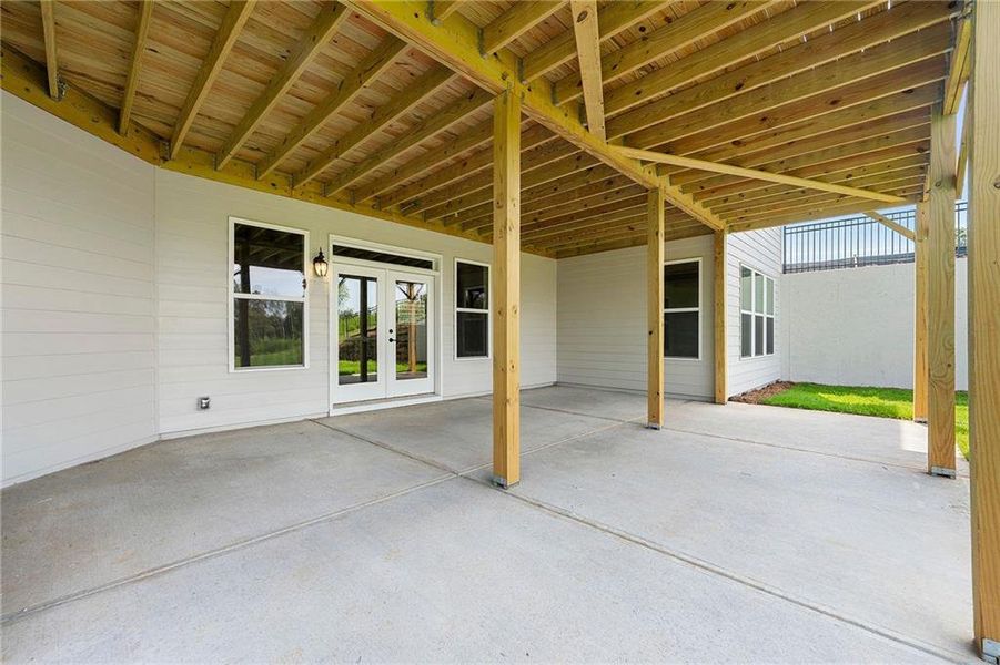 Spacious, unfurnished interior of a new home in Cresswind Georgia at Twin Lakes, Hoschton (Image 28). Spacious, unfurnished interior of a new home in Cresswind Georgia at Twin Lakes, Hoschton (Image 28).