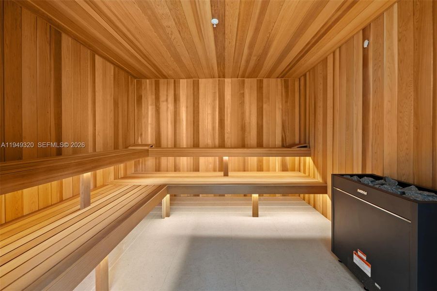 Community amenities in , Miami (Image 33).