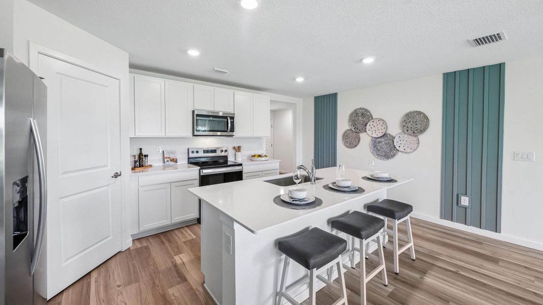 Furnished interior view inside a new home in Citrus County Spot Lots, Dunnellon (Image 8).