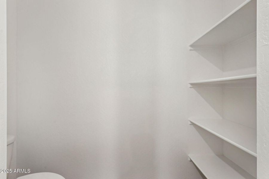 21-web-or-mls-W Bowker St-S1111-021