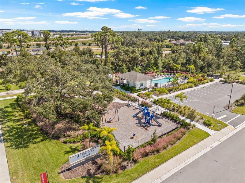 Image 50 of a home in Tiburon.