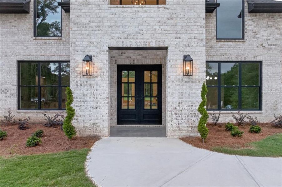 Exterior details and patio area of a home in , Monroe (Image 4).