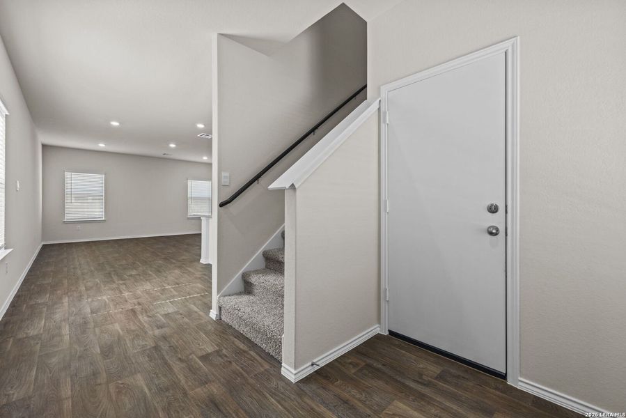 Spacious, unfurnished interior of a new home in Riverstone at Westpointe, San Antonio (Image 19).