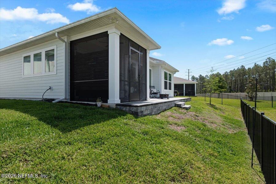 Exterior details and patio area of a home in Middlebourne 50', St. Johns (Image 21).
