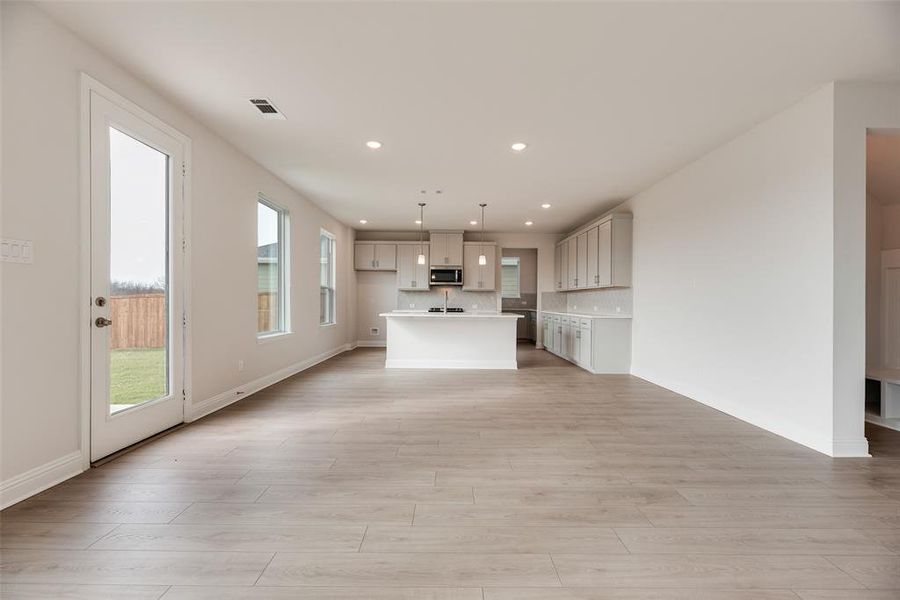 Spacious, unfurnished interior of a new home in Creekside of Crowley, Crowley (Image 23). Spacious, unfurnished interior of a new home in Creekside of Crowley, Crowley (Image 23).