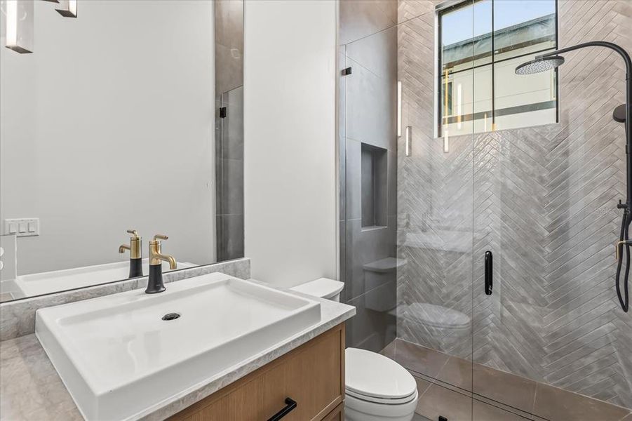 Furnished interior view inside a new home in , Winter Park (Image 40).