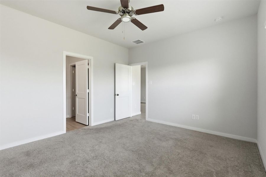 Spacious, unfurnished interior of a new home in Barrett Crossing, Crosby (Image 9).