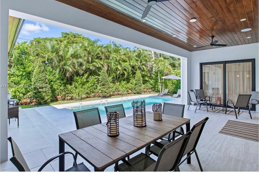 Image 21 of a home in . Image 21 of a home in .