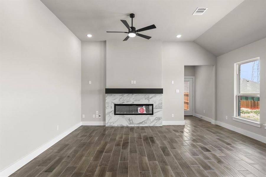 713 Wilderness Point - Family (2)